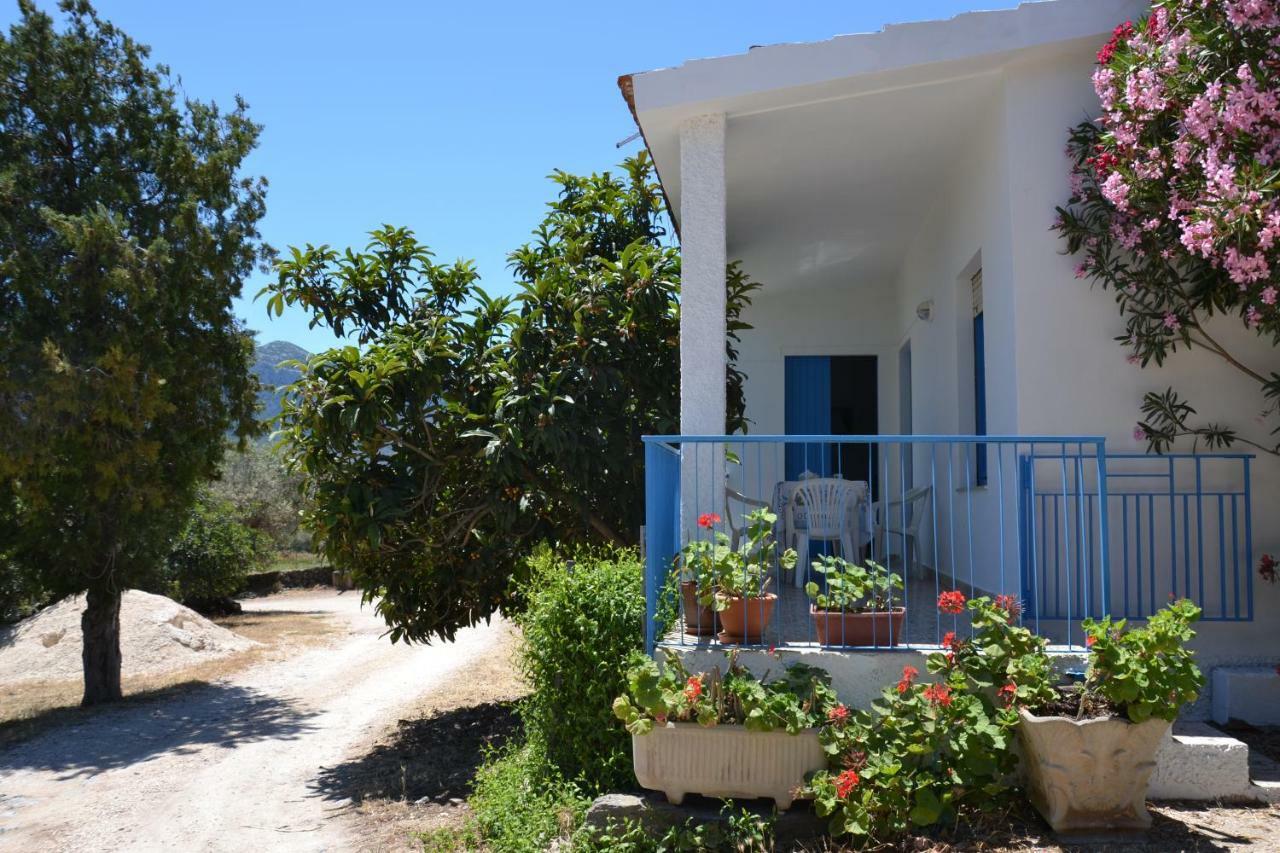 Casa Indipendente Immersa Nel Verde Con Vista Mare Dorgali Exterior photo